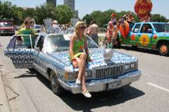 2006_ArtCar_3_Parade 305